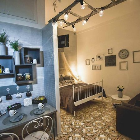 Elegant B&B - Il Vicolo Storico Salerno Buitenkant foto