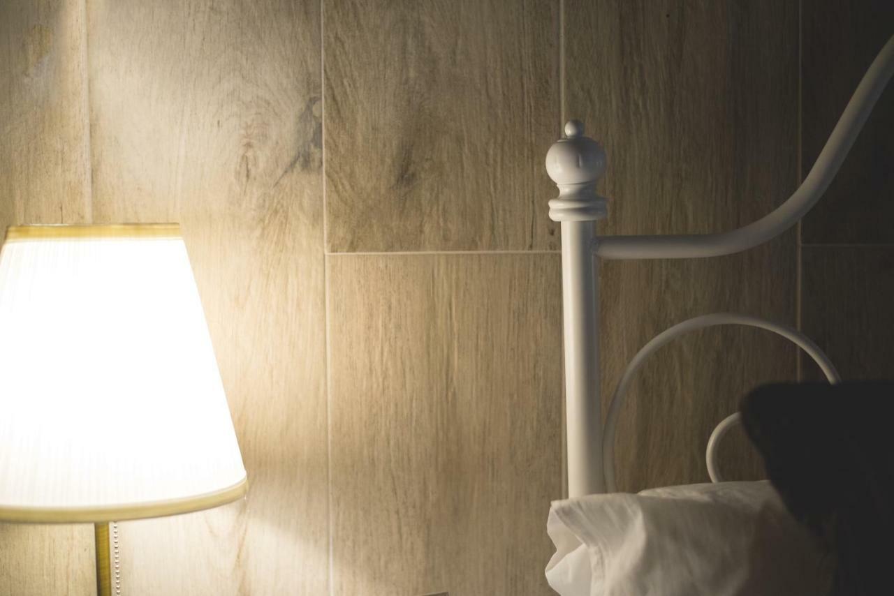 Elegant B&B - Il Vicolo Storico Salerno Buitenkant foto